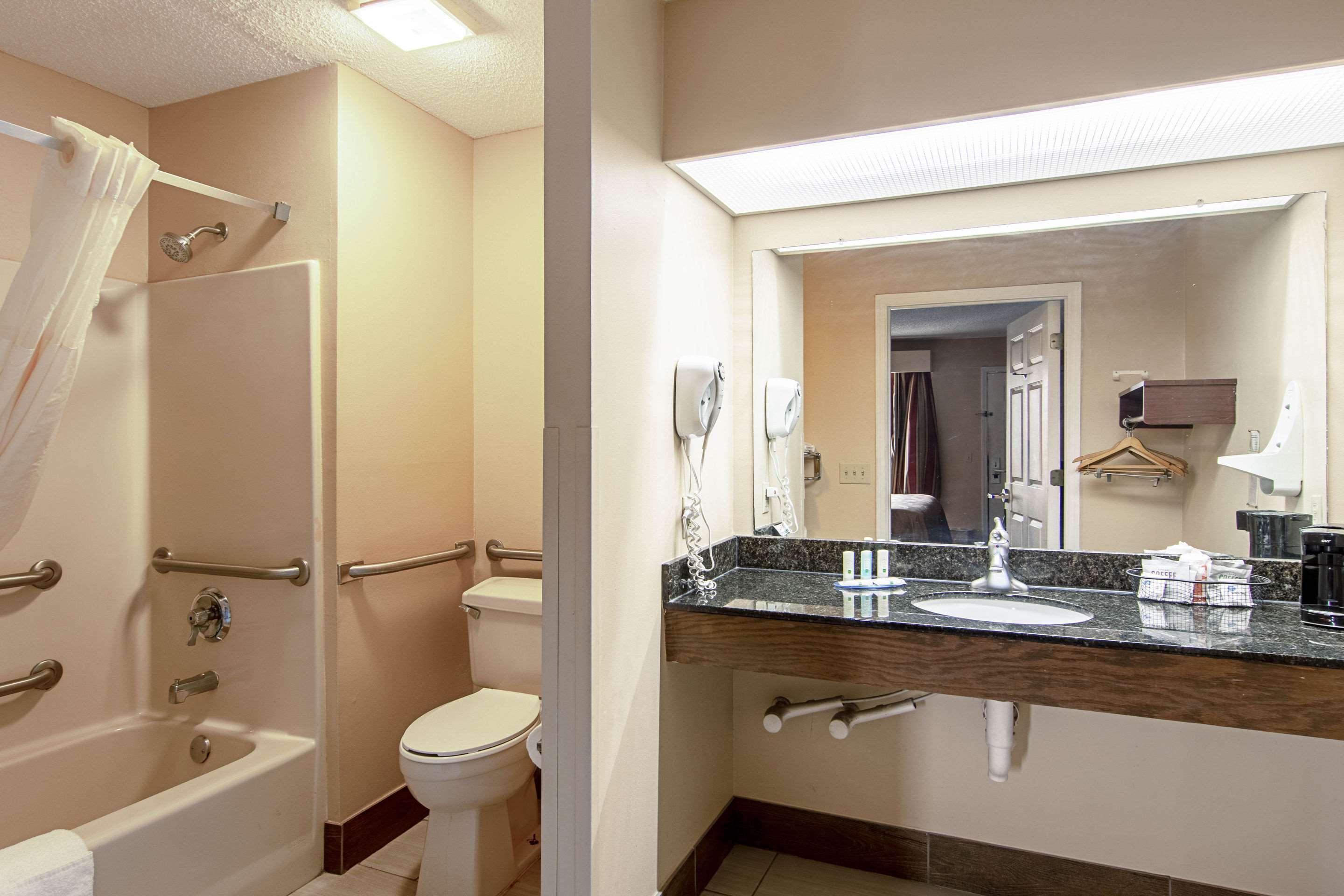 Quality Inn Thomaston Luaran gambar